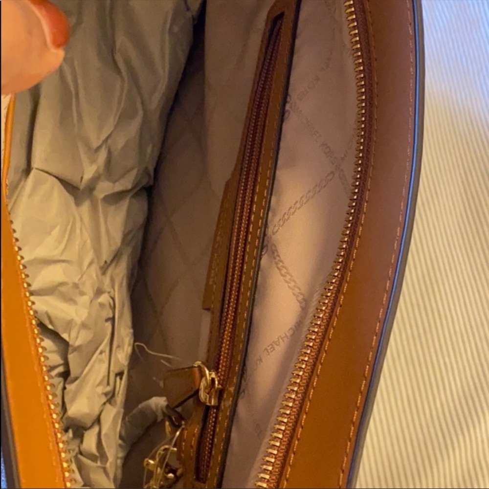 Michael Kors Shoulder Bag Brand New - Picture 4 of 7